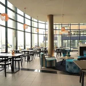 Teleport Hotell